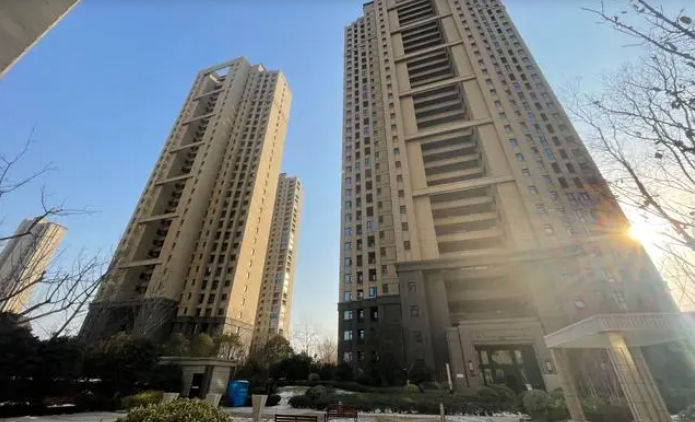 近700个项目已有大致“z6尊龙旗舰厅的解决方案”！破解不动产“登记难”，郑州有解